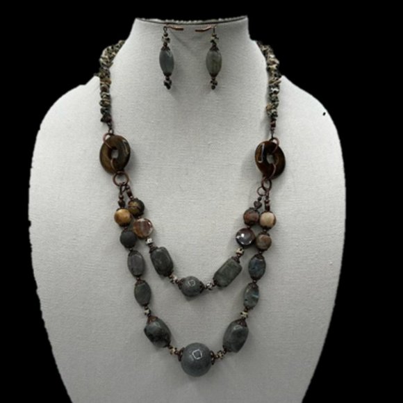 Necklace and earrings